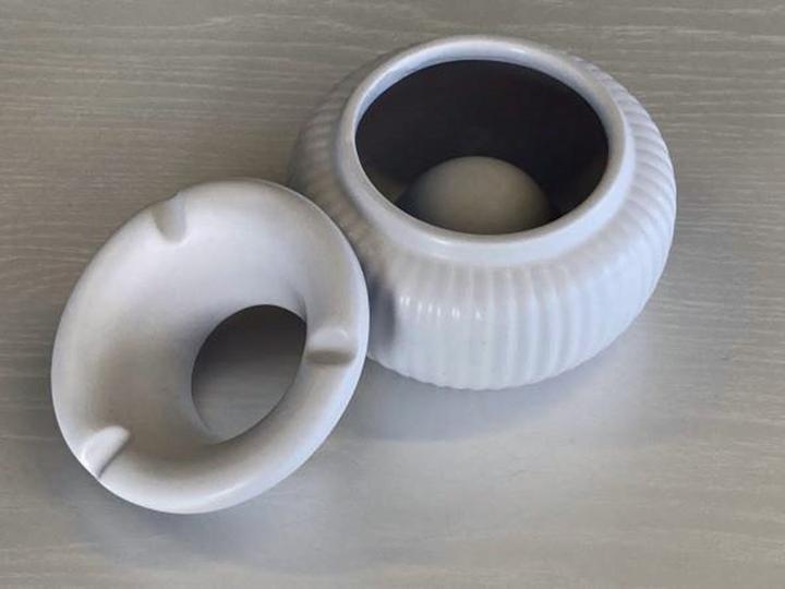 Actual product image GuGus Storm ashtray