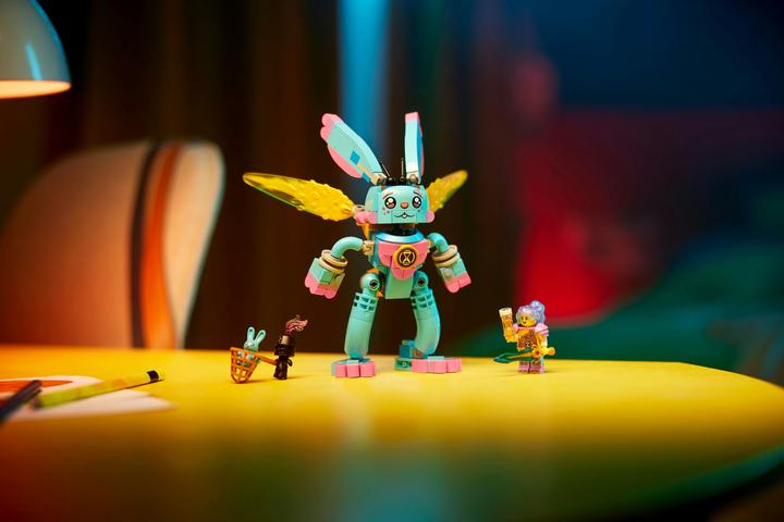 Produktbild LEGO Izzie und ihr Hase Bunchu (71453, LEGO Dreamzzz)