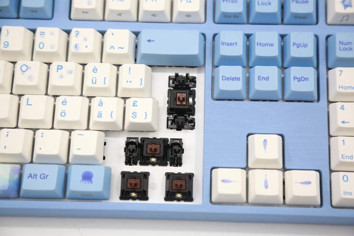 Actual product image Varmilo Sea Melody VA109 (CH, Cable)
