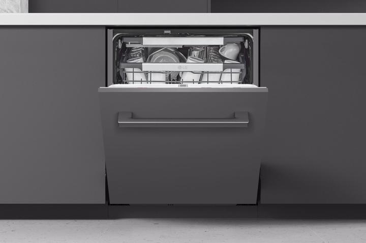 Produktbild LG QuadWash DB475TXS Geschirrspüler mit Vollentleerung Klasse A 14 Plätze Dampf Wi-Fi