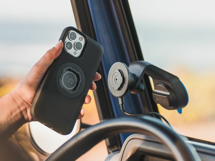 Actual product image Quad Lock Wireless Charging Head for Car / Desk V4 (15 W)