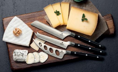 Produktbild Heidi Cheese Line 3er Set von Käsemessern mit Edelweiss-Kropf - Inhalt: 1 x Weichkäsemesser + 1 x Käsemesser Universa (11.60 cm)