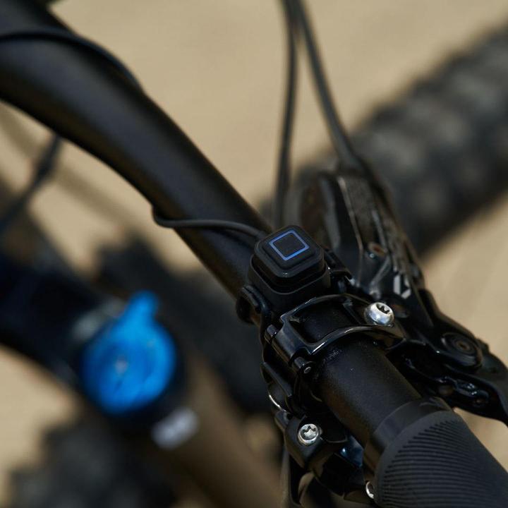 Productafbeelding knog. Blinder E Commuter 2300 voorlamp, witte LED, zwart (2300 lumen) (2300 lm)