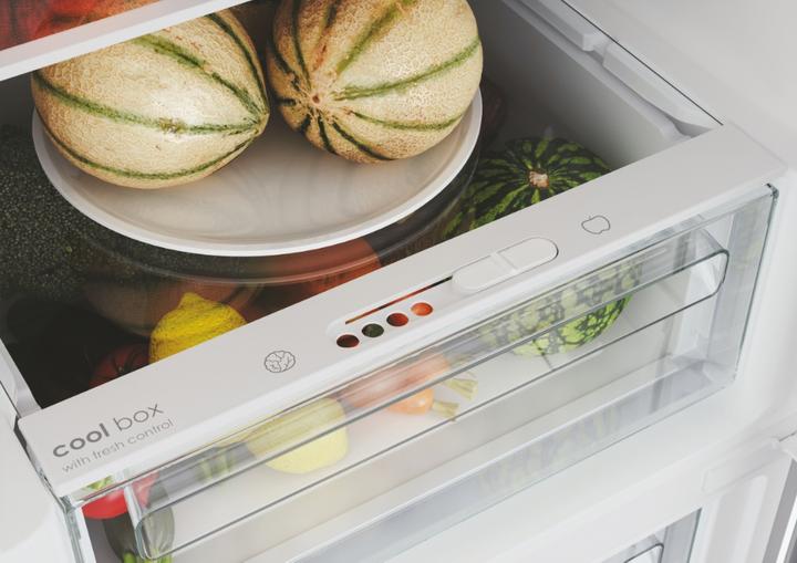 Actual product image Candy Fridge-freezer combination CCE4T618ES (341 l)