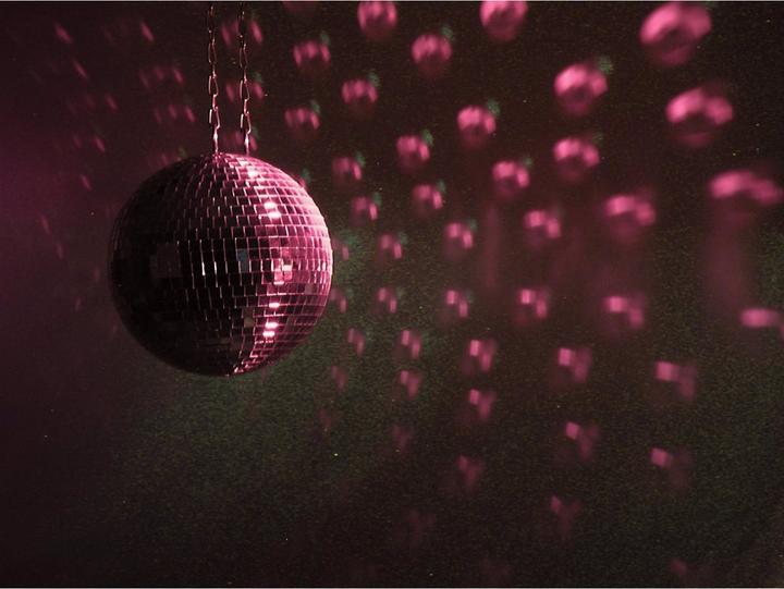 Actual product image Eurolite Mirror ball set 30cm with pinspot (30 cm)