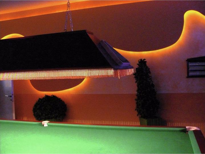 Produktbild Eurolite RUBBERLIGHT LED RL1-230V gelb 44m (Gelb, 4400 cm, Outdoor, Indoor)