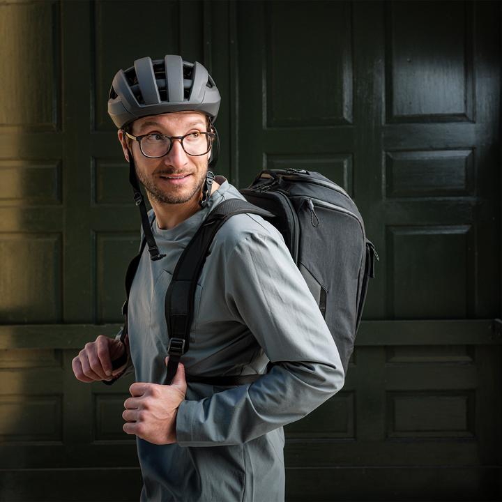 Actual product image Thule Paramount Hybrid (26 l, Rear rack bag)
