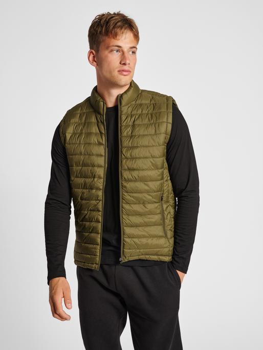 Produktbild hummel Red Quilted Waistcoat (M)