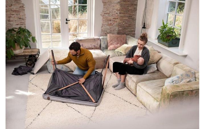 Produktbild Maxi-Cosi Iris Essential Graphite