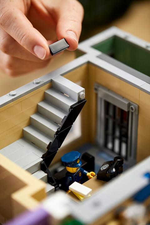 Produktbild LEGO Polizeistation (10278, LEGO Creator Expert, LEGO Seltene Sets)