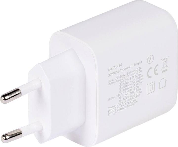 Actual product image Lindy 30W USB Type A & C Charger For charging two devices simultaneously with Power Delivery (30 W, 2 ports)