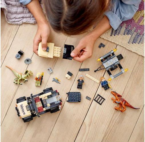 Actual product image LEGO Pyroraptor & Dilophosaurus Transport (76951, LEGO Jurassic World, LEGO Rare Sets)