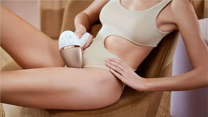 Actual product image Philips Lumea IPL Series 9000