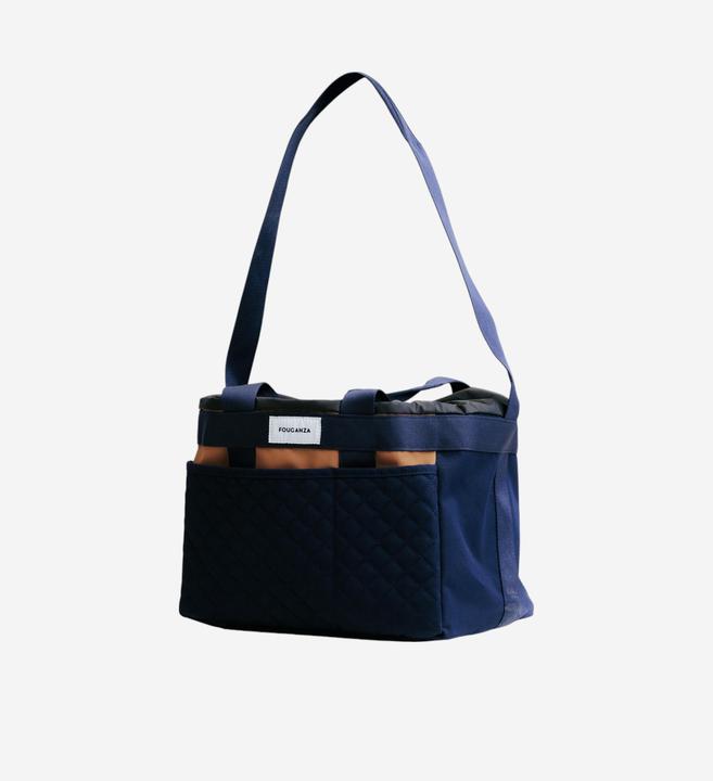 Horse grooming supplies