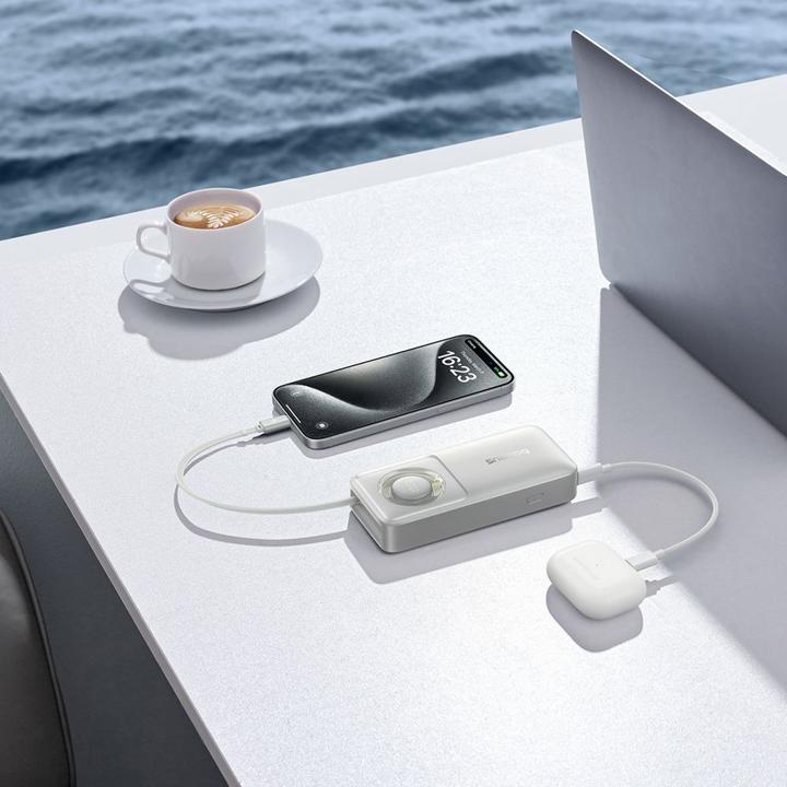 Image du produit Baseus Free2Pull 10000mAh 30W powerbank avec port USB-C et câble USB-C rétractable - gris (10000 mAh, 30 W, 37 Wh)