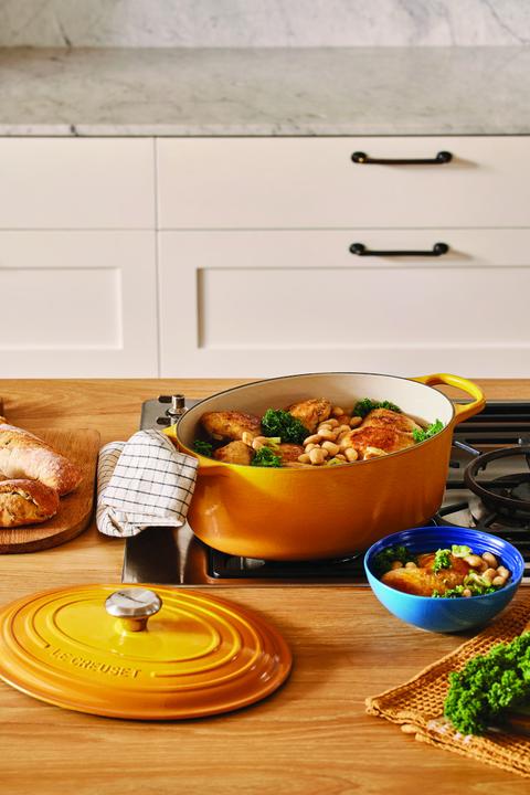 Produktbild Le Creuset Bräter Signature oval 31 cm Nectar (31 cm, Bräter + Schmortopf, Gusseisen)