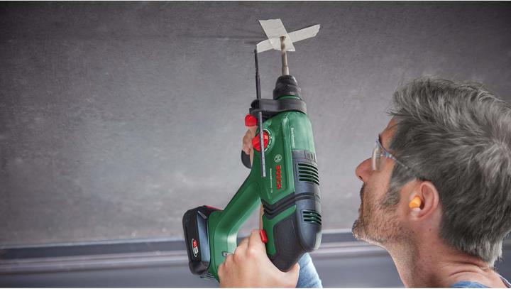 Produktbild Bosch Home & Garden UniversalHammer 18V