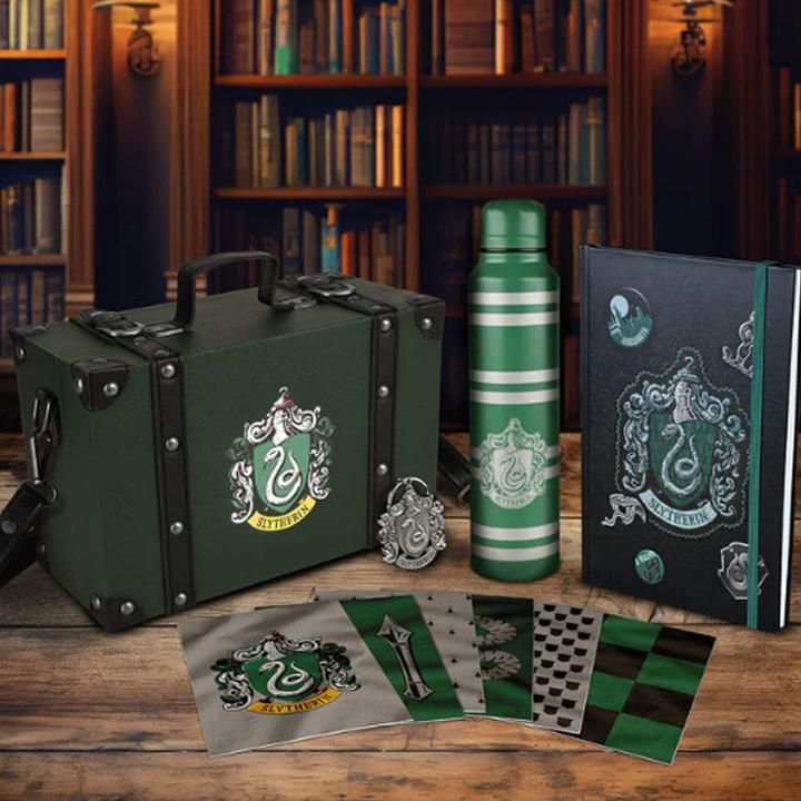 Produktbild Pyramid Harry Potter Premium Geschenkbox Colorful Crest Slytherin