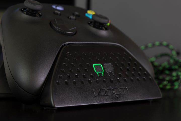 Produktbild Venom Twin Docking Station (Xbox Series X)