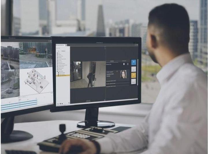 Actual product image Axis Camera Station S9302 Workstation (Housing)