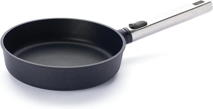 Actual product image Woll 1520PLCI Pro Logic induction, cast iron pan (Frying pan, Pot, Cast iron, 20 x 5 cm)