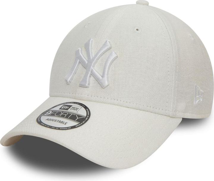 Actual product image New Era 9Forty Strapback Cap - Canvas New York Yankees White