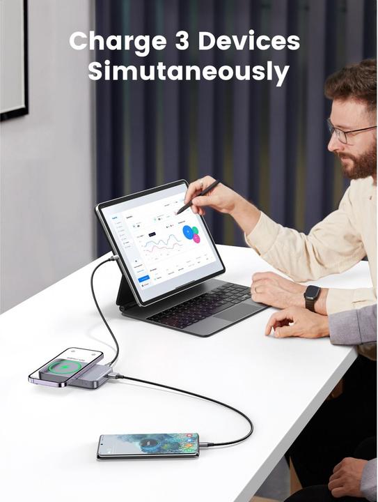 Actual product image Ugreen Wireless Charger (10000 mAh, 20 W, 37 Wh)