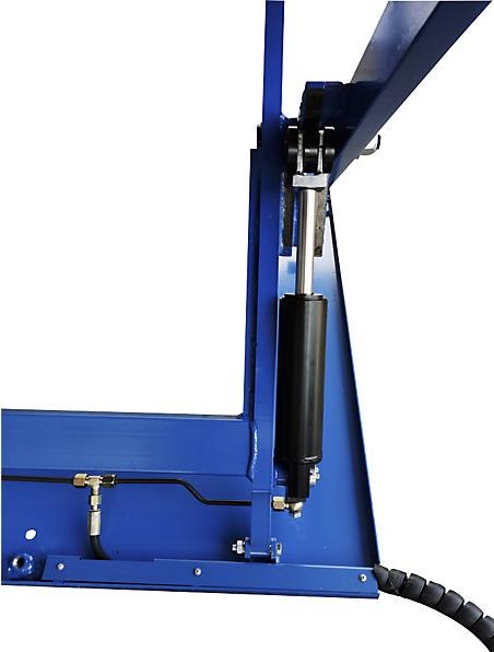 Actual product image eurokraft basic Low profile lift table, E shaped, max. load 1200 kg, hand operated control unit.