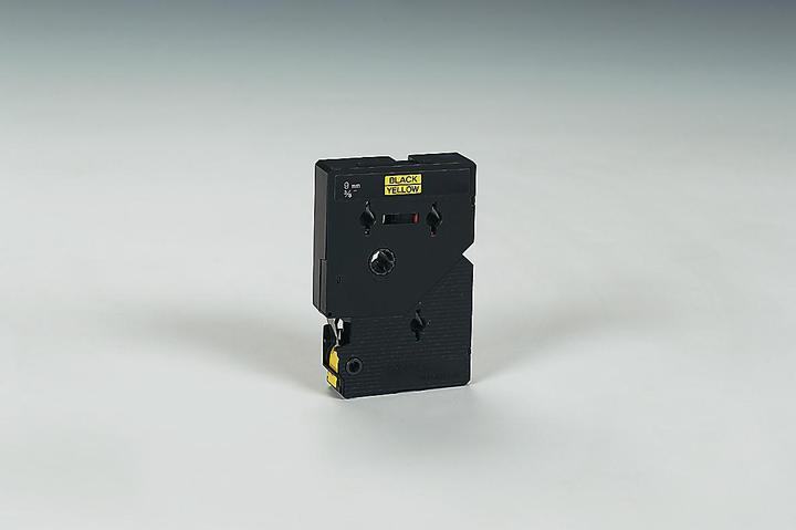 Actual product image Brother P-Touch (6 cm, Yellow)