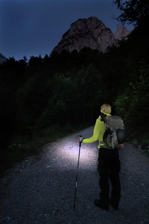 Actual product image Ansmann LED Taschenlampe Adventure TA1800RF (16.40 cm, 1800 lm)