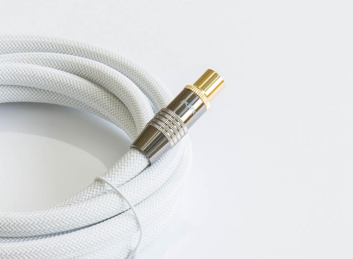 Immagine prodotto Python Cavo antenna SAT, spina IEC/coax a presa placcata oro, schermatura 120 db, 75 Ohm, treccia di nylon (120 dB, Cavi antenna)