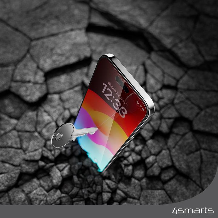 Actual product image 4smarts Second Glass Privacy with mounting frame for Apple iPhone 15 (1 Piece, Apple iPhone 15)