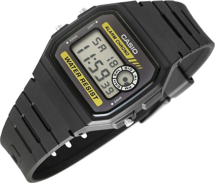Actual product image Casio DW-5040RX-7ER (Digital watch, 32 mm)