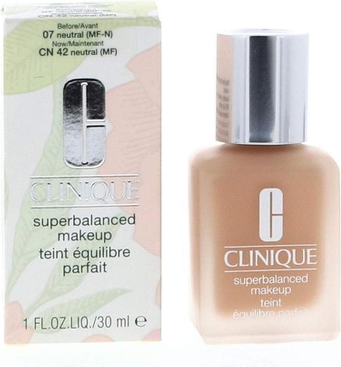 Produktbild Clinique Superbalanced Makeup - 07 Stay Neutral (07 Stay Neutral)