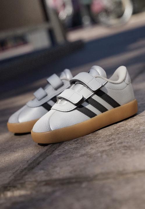 Image du produit Adidas Baskets VL Court 3.0 (24)