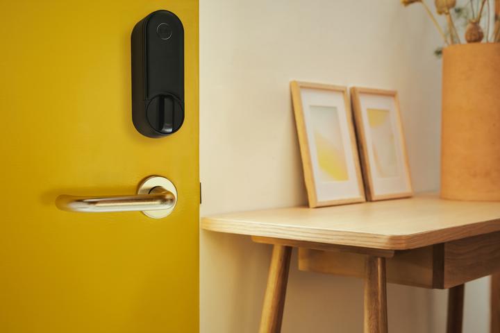 Produktbild Yale Linus L2 Smart Lock, schwarz (Schlüssel, Bluetooth, Smartphone)