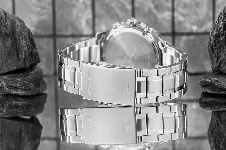 Produktbild Casio Edifice - EFV-540D-1AVUEF (Analoguhr, Chronograph, 44 mm)