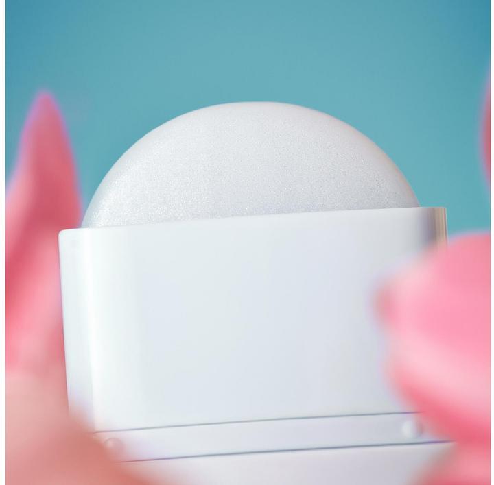 Actual product image Catrice EGG-CELLENT EASTER Caring Lip Balm (Lip balm)