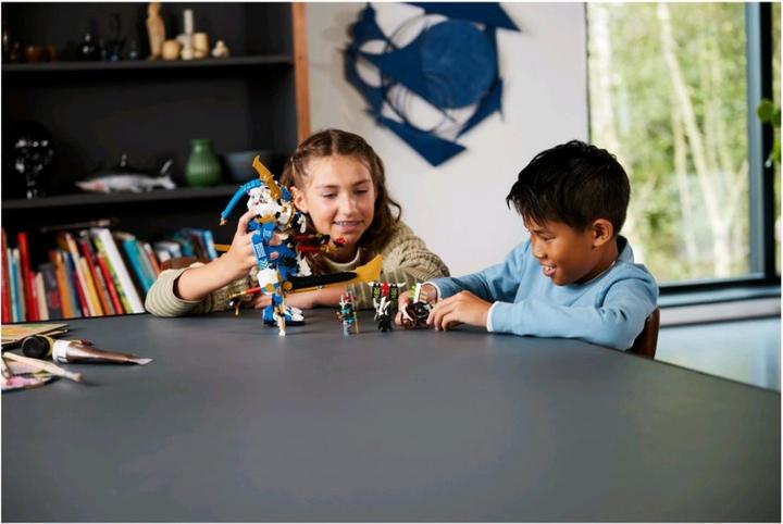 Produktbild LEGO Jays Titan-Mech (71785, LEGO Ninjago)