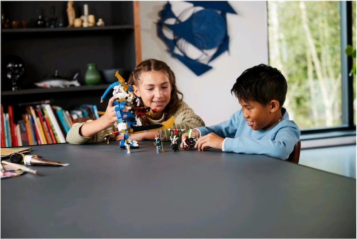 Actual product image LEGO Jay's Titan Mech (71785, LEGO Ninjago)