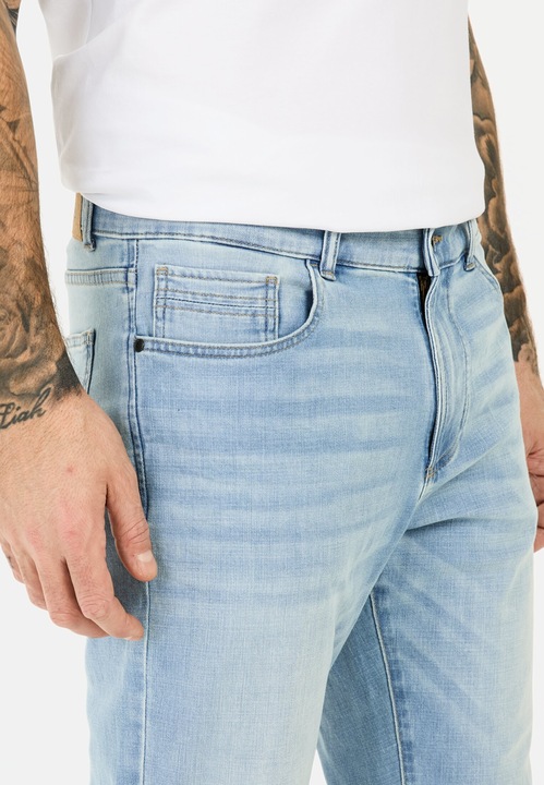 Actual product image Camel Active fleXXXactive® Denim in Relaxed Fit (W31/L32)