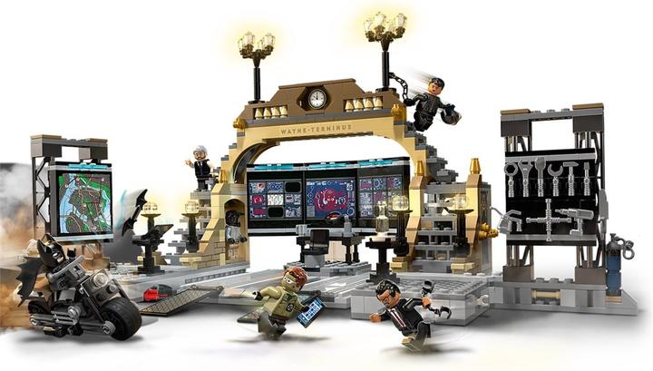 Produktbild LEGO Bathöhle: Duell mit Riddler (76183, LEGO DC)