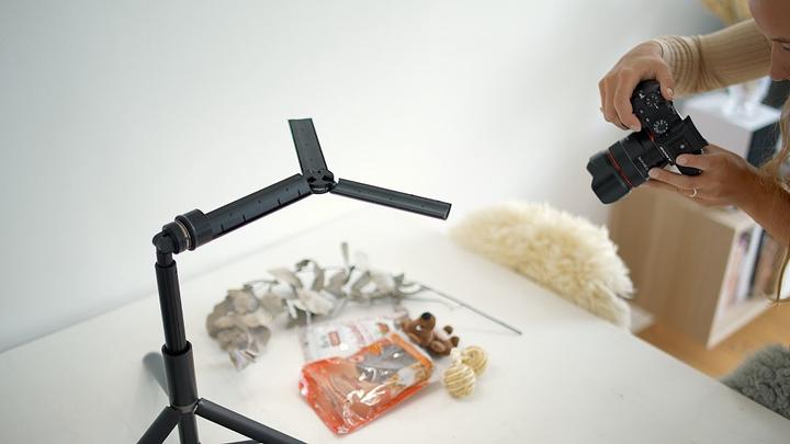 Actual product image Velbon Portable multi-function LED Light