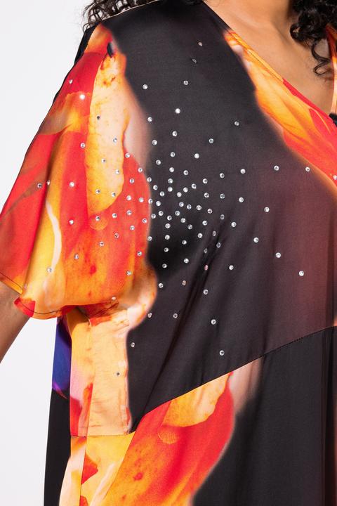 Immagine prodotto Ulla Popken Caffettano di raso con fiori, brillantini, scollo a V e mezze maniche (42, 44, 46, 48)