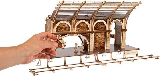 Actual product image Ugears 70230 Harry Potter Πλατφόρμα 9?™