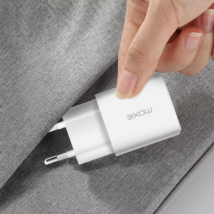 Produktbild Moxie Supercharger USB / USB-C Netzteil (20 W)