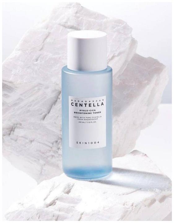 Actual product image Skin1004 Hyalu-Cica Brightening Toner (Face toner, 210 ml)