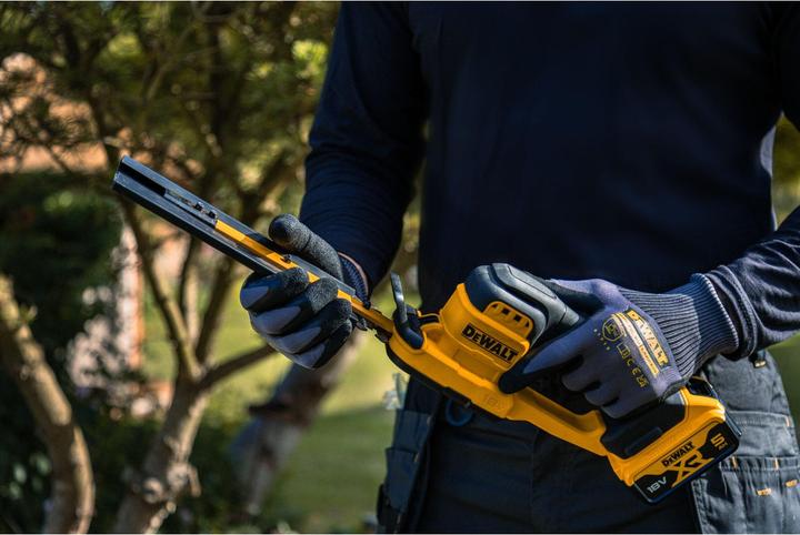 Produktbild DeWalt 18V Akku-Kompakt-Heckenschere ohne Akku (Akkubetrieb)