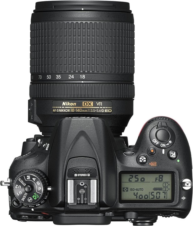 Actual product image Nikon D7200 Kit (18 - 140 mm, 24.20 Mpx, APS-C / DX)