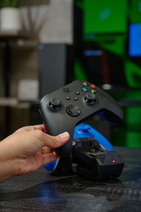 Produktbild PowerA Duo Charging Station (Xbox Series X, Xbox One X, Xbox Series S, Xbox One S)
